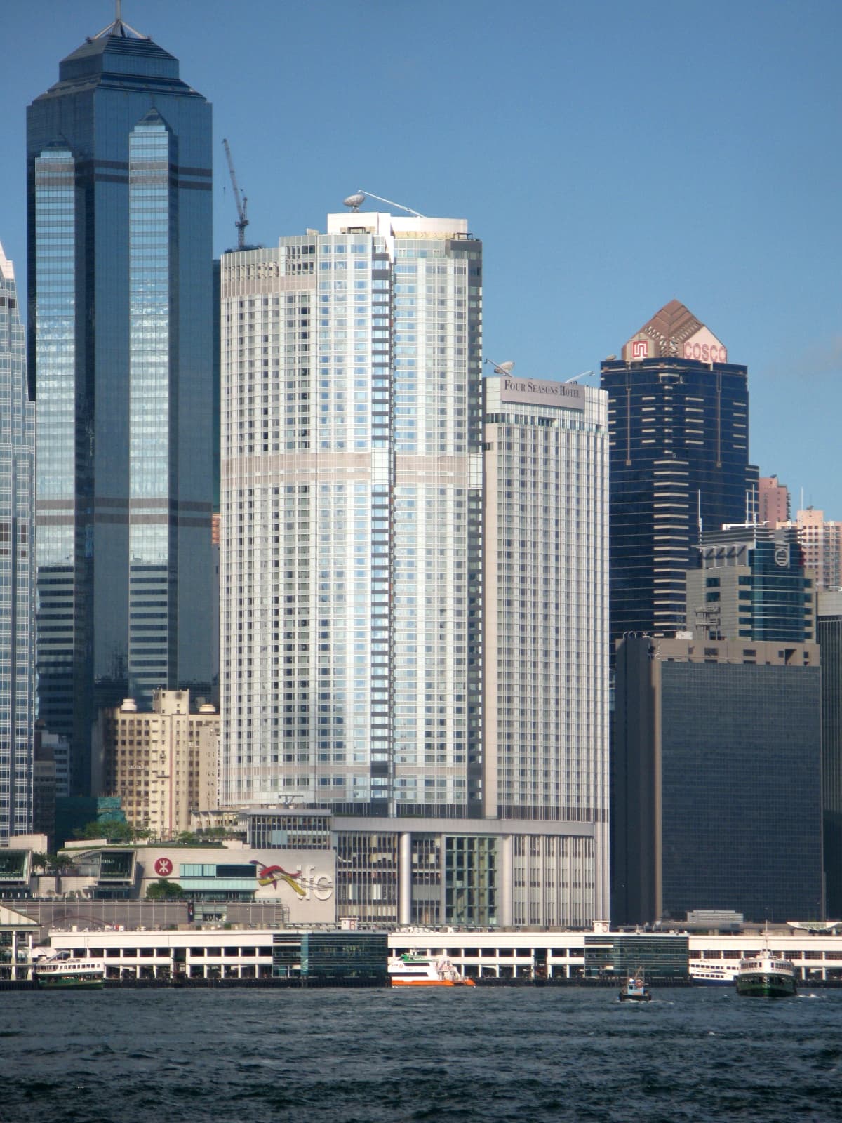 Four Seasons Hotel Hong Kong